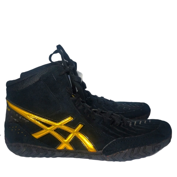 asics aggressor cheap